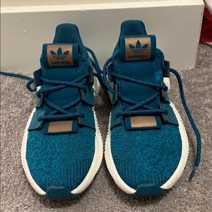 Adidas prophase sneakers